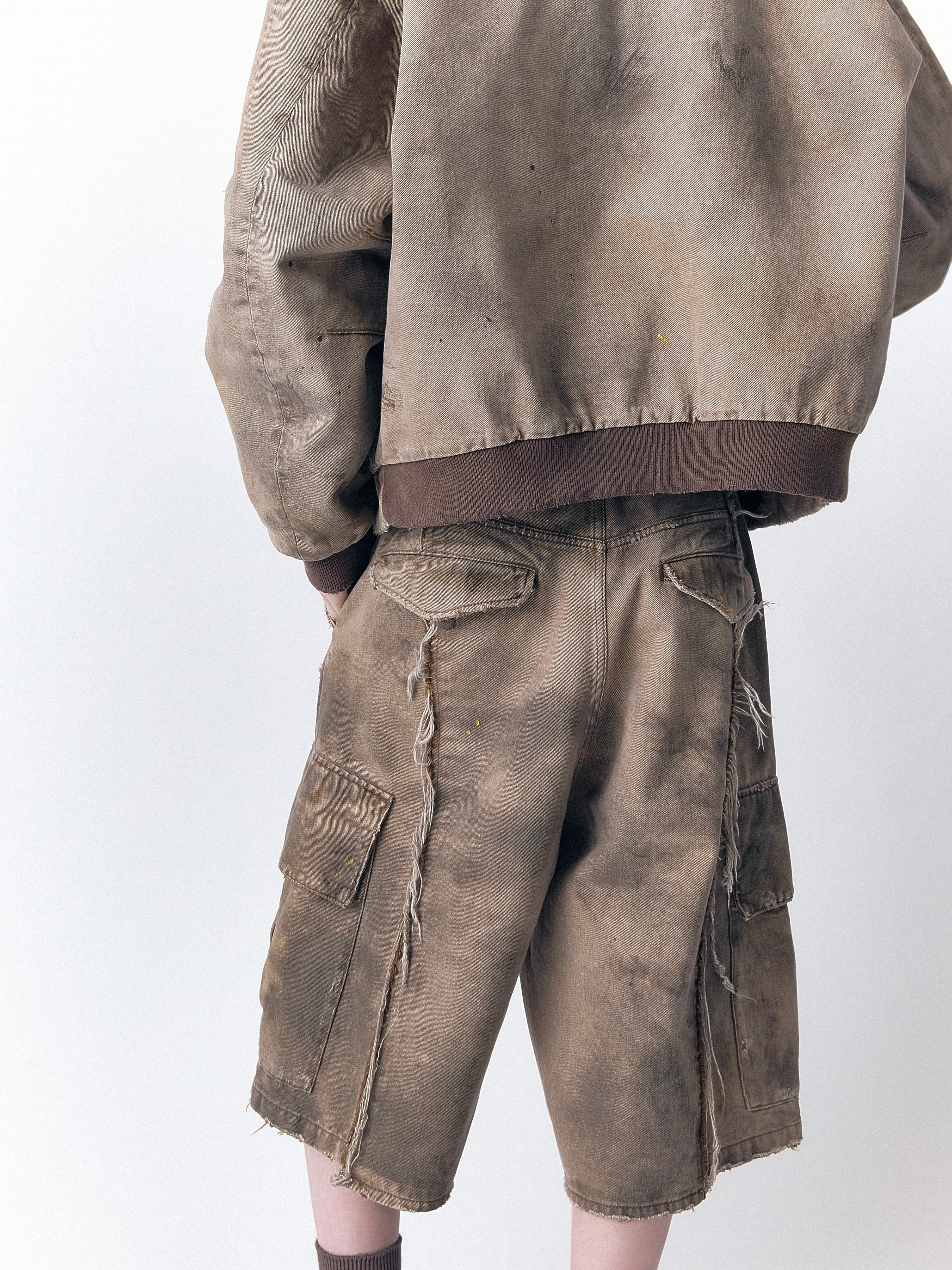 パンツ VUJA DE DAX SELVEDGE AFFIX CARGO SHORTS DAX DESTROYED AFFIX CARGO SHORTS IN BRUSHED COTTON – VUJA DÉ