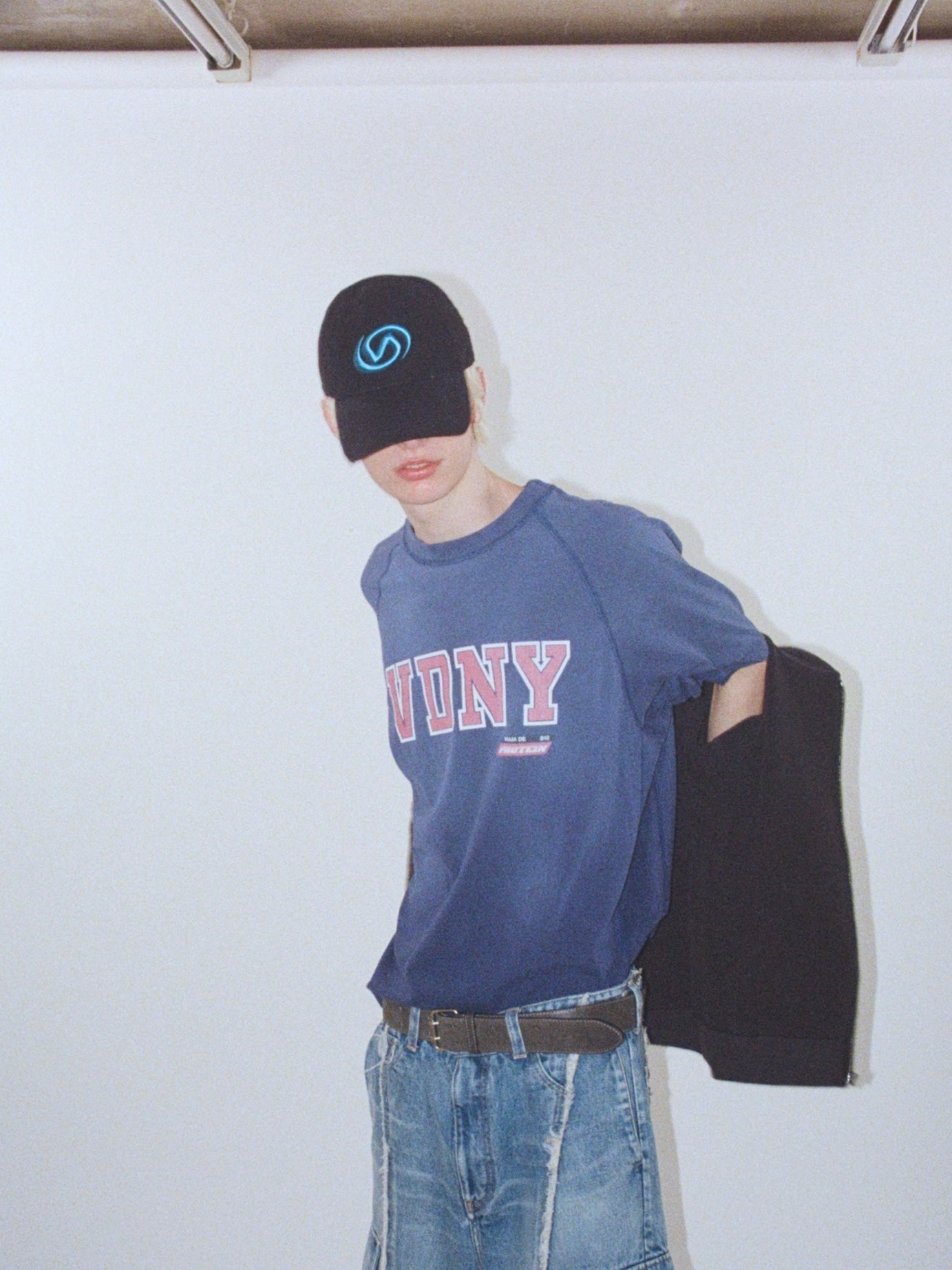 The “Forme” Twisted Seam T-shirt – VUJA DÉ