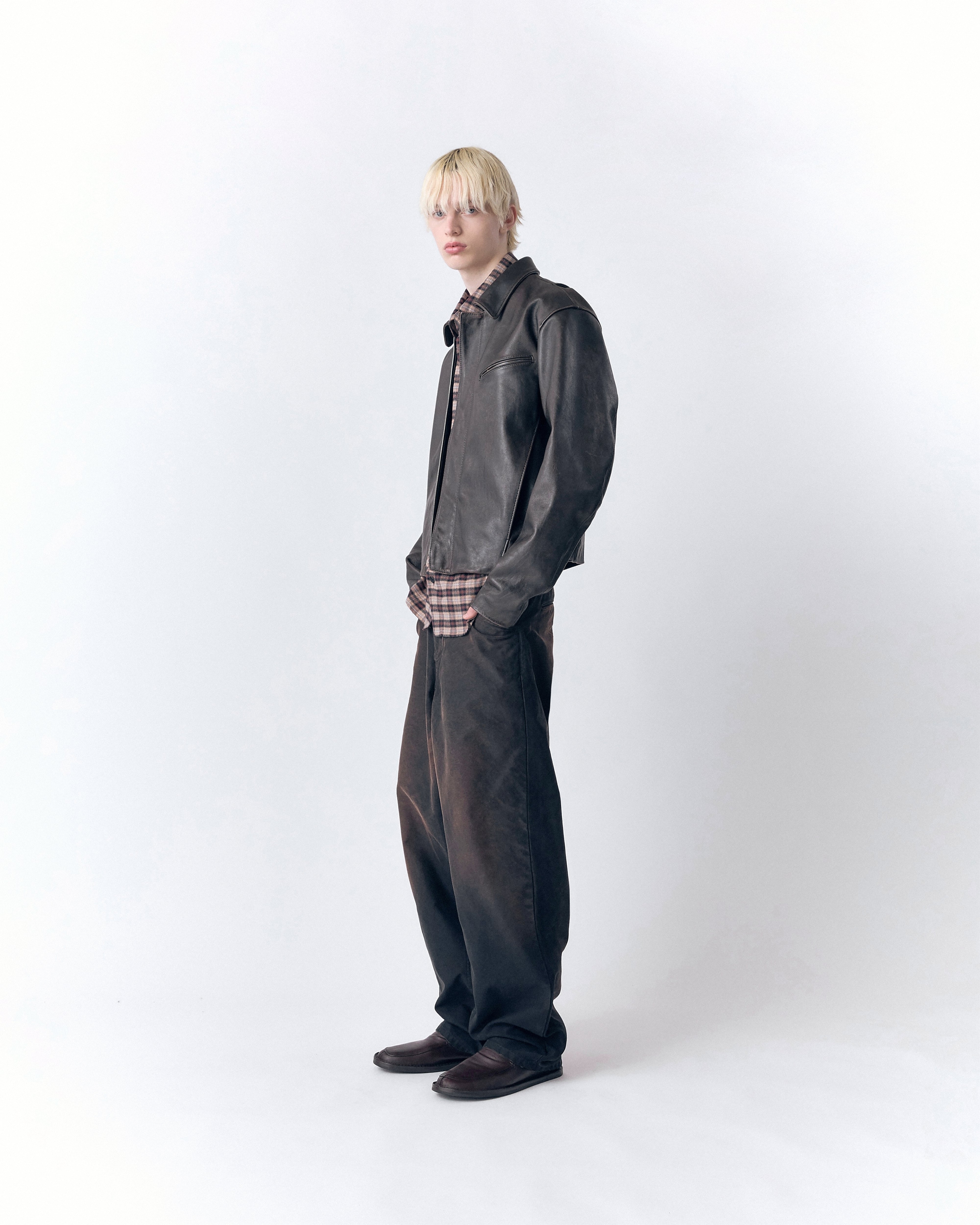 VUJADE 新品未使用　ANDRÉ SUNFADED CHINO PANTS ANDRÉ SUNFADED CHINO PANTS IN ORGANIC COTTON – VUJA DÉ