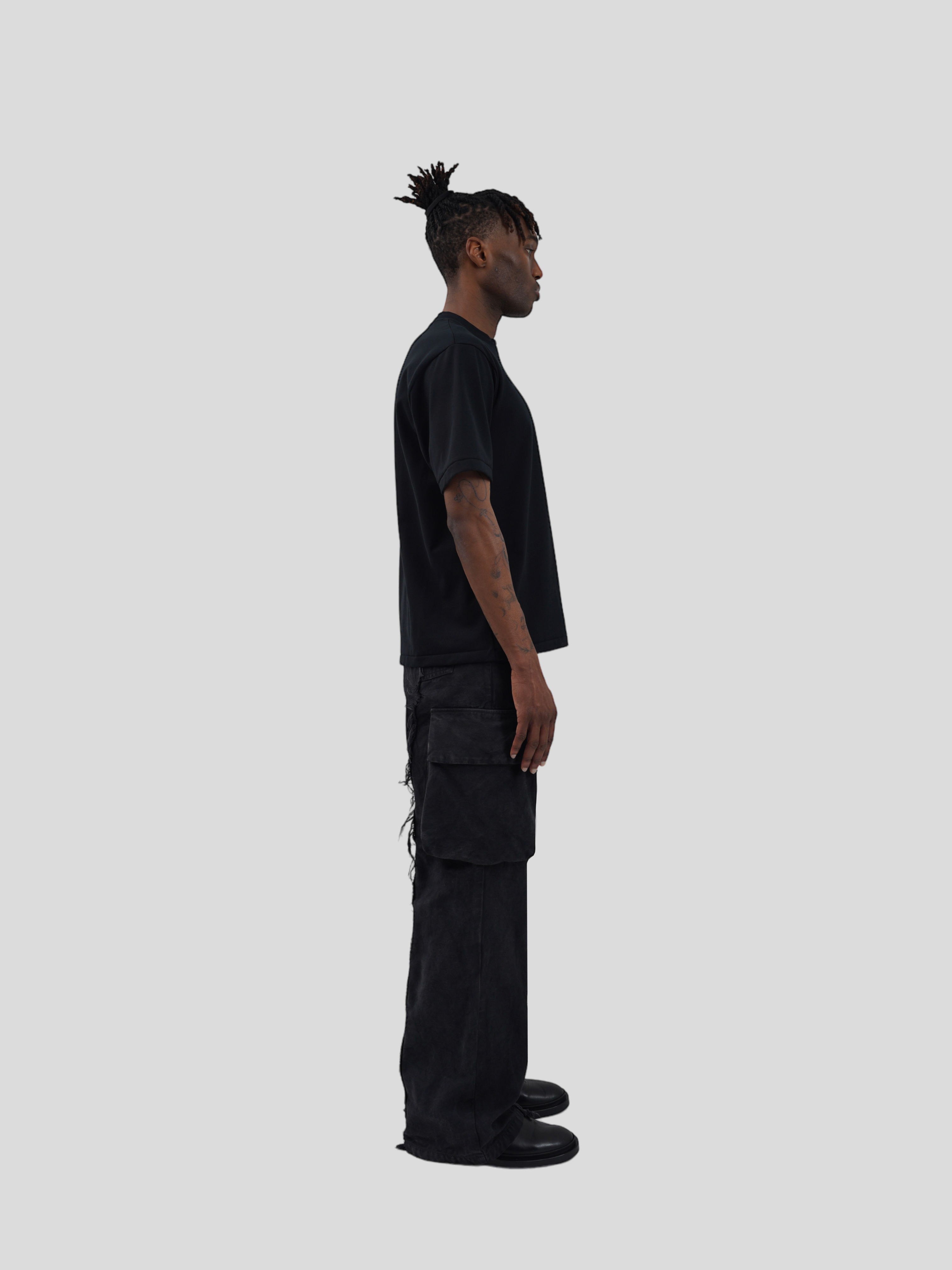 パンツ VUJADE007 Diviser Cargo Pants Vuja de KIMONO-DYED DIVISOR FLARED CARGOS – VUJA DÉ