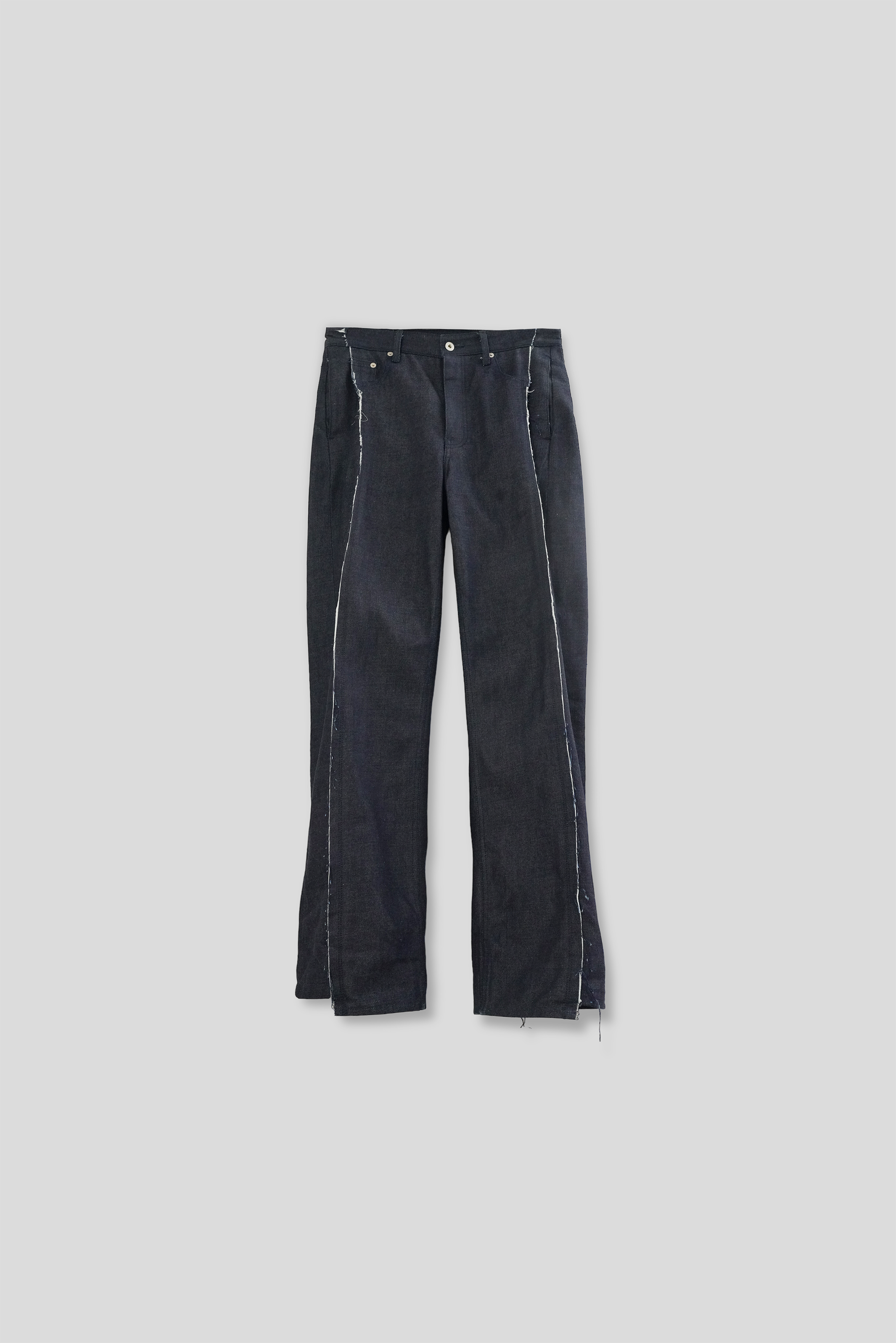 Vujade デニム WES RELAXED FIT SELVEDGE JEANS IN BLUE – VUJA DÉ Vujade デニム WES RELAXED FIT SELVEDGE JEANS IN BLUE – VUJA DÉ